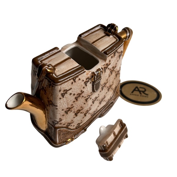 NWT Annie Rowe The Village Western House Collectible Purse Teapot - Picture 10 of 12